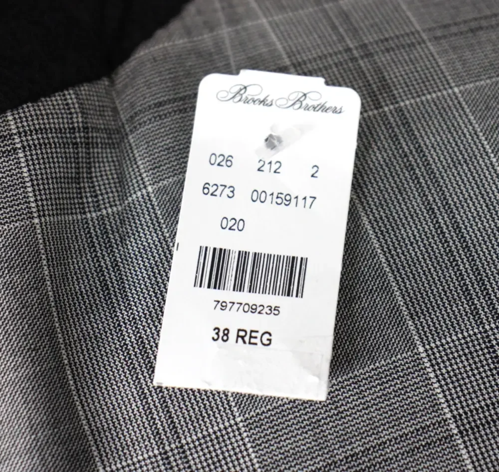 Brooks Brothers 1818 Regent Suit 38 R 32 W Mens Grey Plaid Wool 2 Piece Peak USA